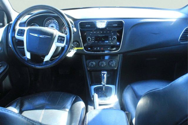 2014 Chrysler 200 4dr Sedan Limited - 23003238 - 5