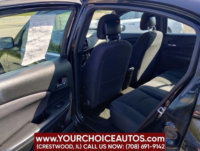 2014 Chrysler 200 4dr Sedan LX - 22915531 - 14