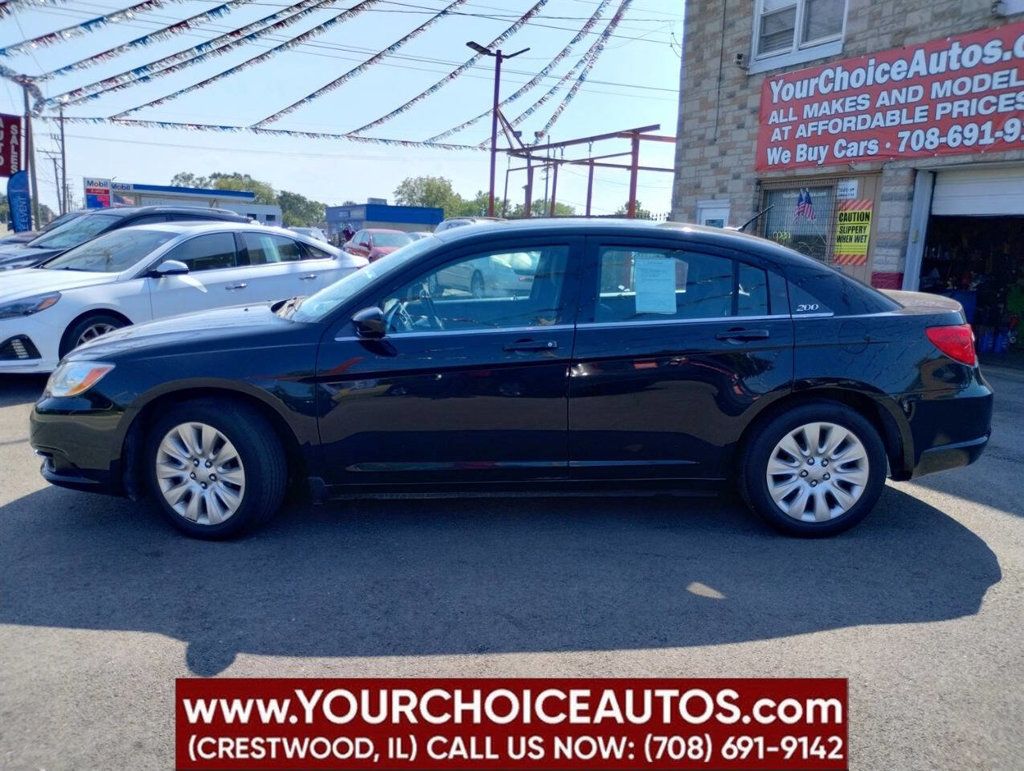 2014 Chrysler 200 4dr Sedan LX - 22915531 - 1