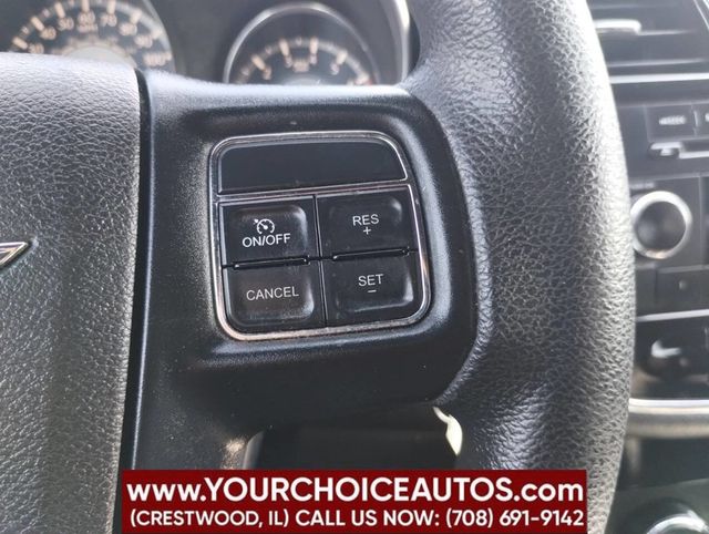 2014 Chrysler 200 4dr Sedan LX - 22915531 - 22