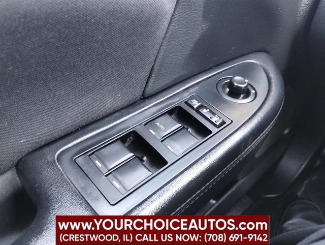 2014 Chrysler 200 4dr Sedan LX - 22915531 - 26