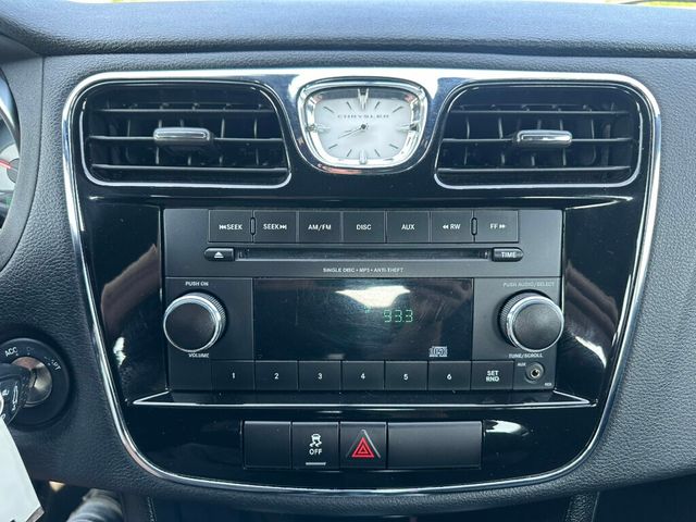 2014 Chrysler 200 4dr Sedan LX - 23059096 - 12