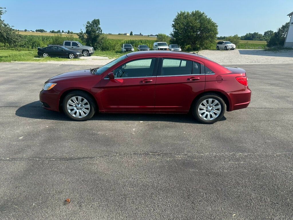 2014 Chrysler 200 4dr Sedan LX - 23059096 - 1