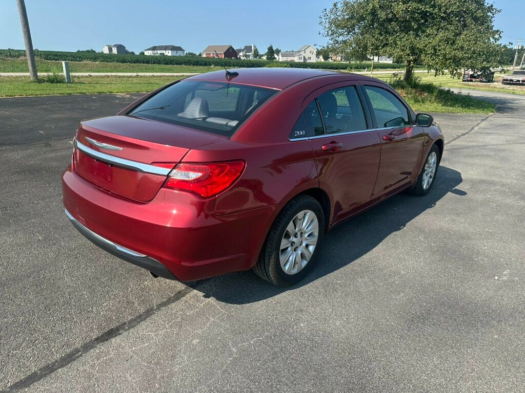 2014 Chrysler 200 4dr Sedan LX - 23059096 - 4