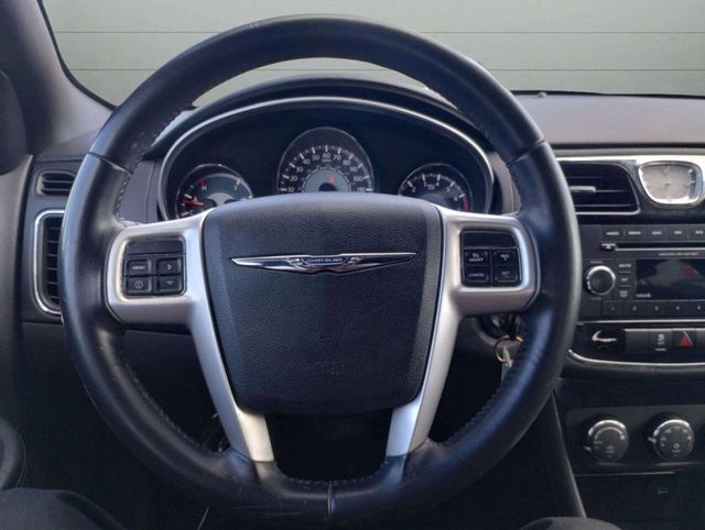 2014 Chrysler 200 4dr Sedan Touring - 22925110 - 21