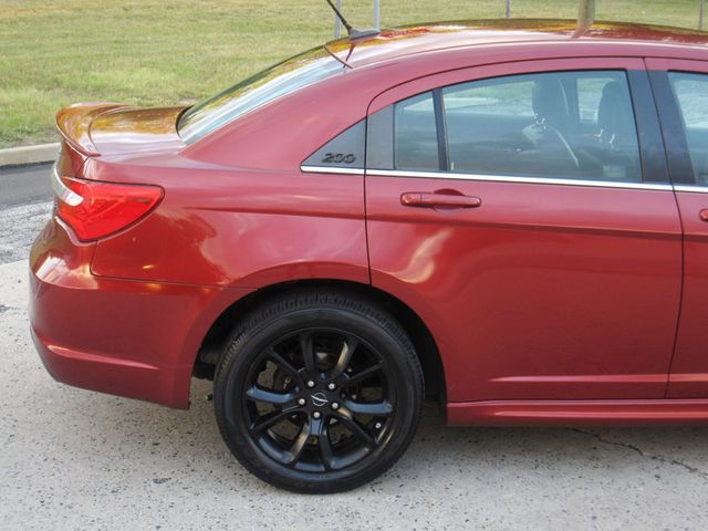 2014 Chrysler 200 Super S Group - 22498005 - 10