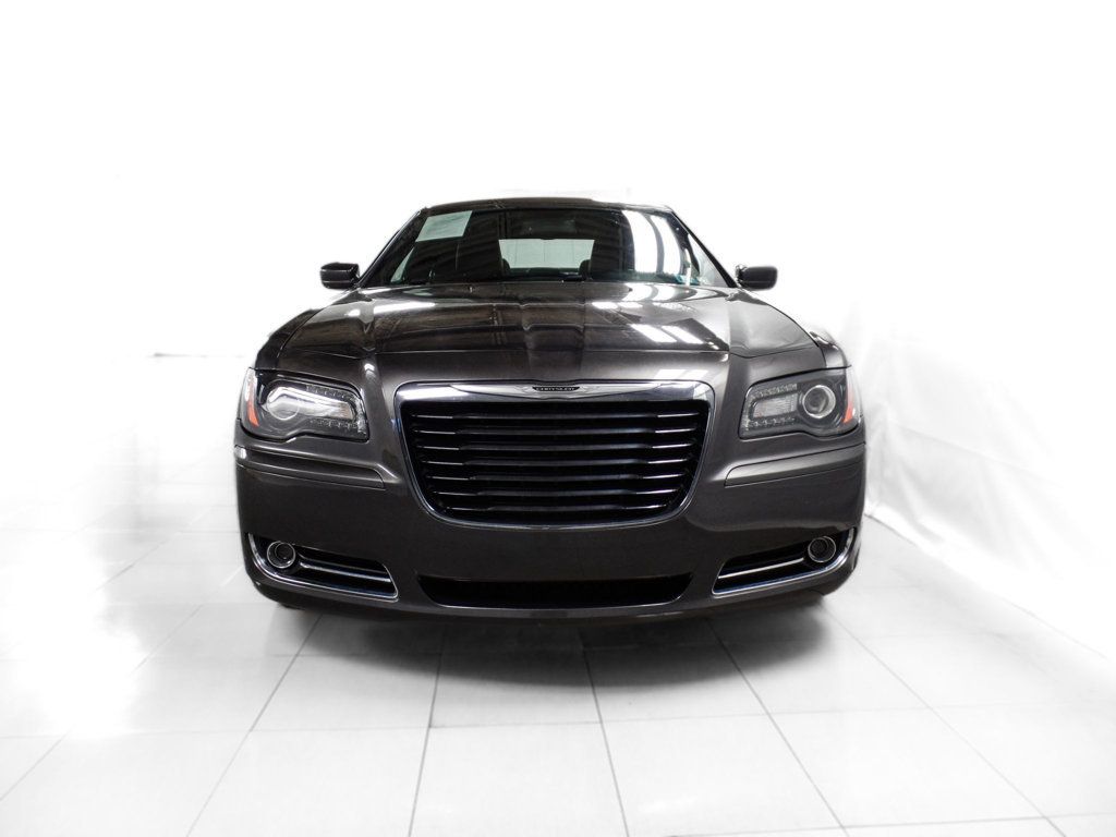 2014 Chrysler 300 300S AWD - 22619154 - 1