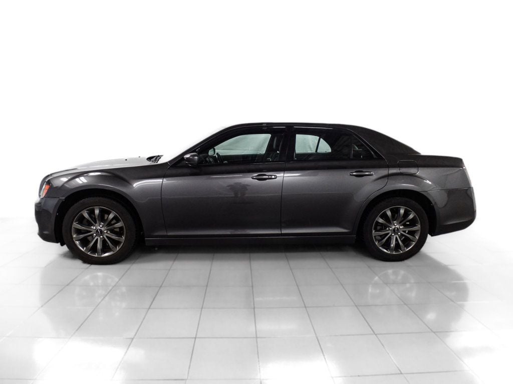 2014 Chrysler 300 300S AWD - 22619154 - 2