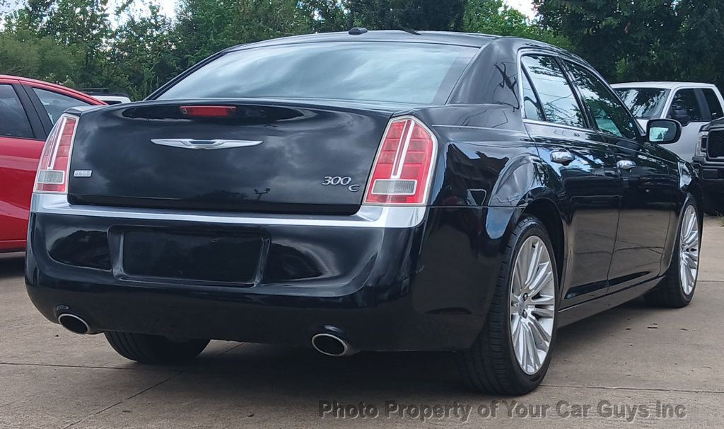 2014 Chrysler 300 4dr Sedan 300C John Varvatos Limited Edition RWD - 22605771 - 10