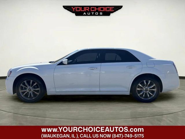 2014 Chrysler 300 4dr Sedan 300S AWD - 23010045 - 1