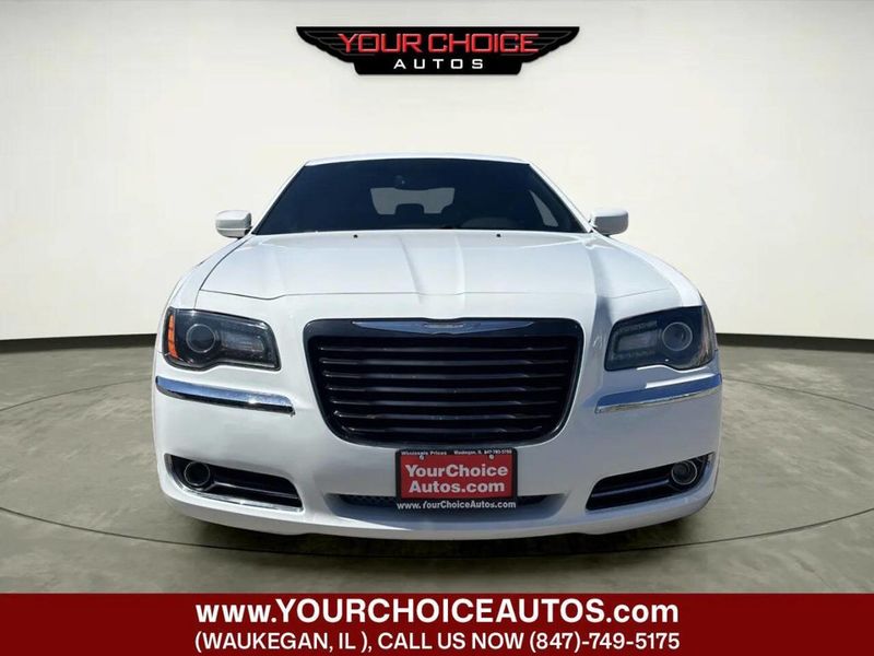 2014 Chrysler 300 4dr Sedan 300S AWD - 23010045 - 7