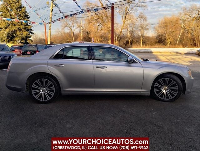 2014 Chrysler 300 4dr Sedan 300S RWD - 22721341 - 5