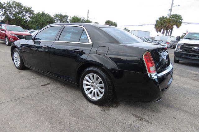 2014 CHRYSLER 300 BASE - 22632268 - 5