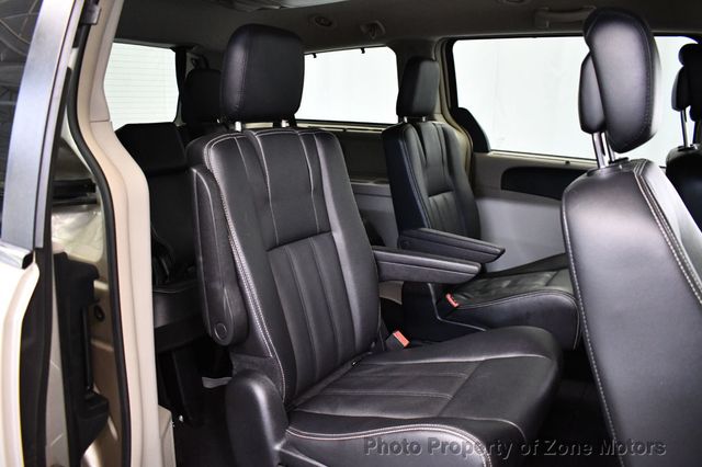 2014 Chrysler Town & Country 4dr Wagon Touring - 23046900 - 15