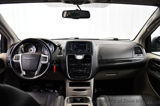 2014 Chrysler Town & Country 4dr Wagon Touring - 23046900 - 25