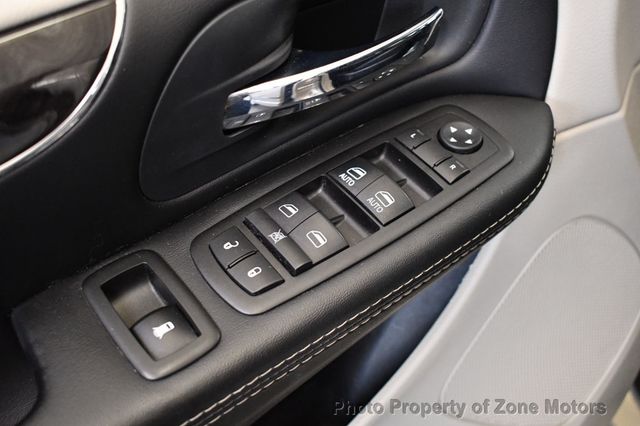 2014 Chrysler Town & Country 4dr Wagon Touring - 23046900 - 28