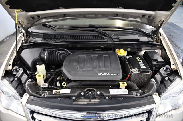 2014 Chrysler Town & Country 4dr Wagon Touring - 23046900 - 39