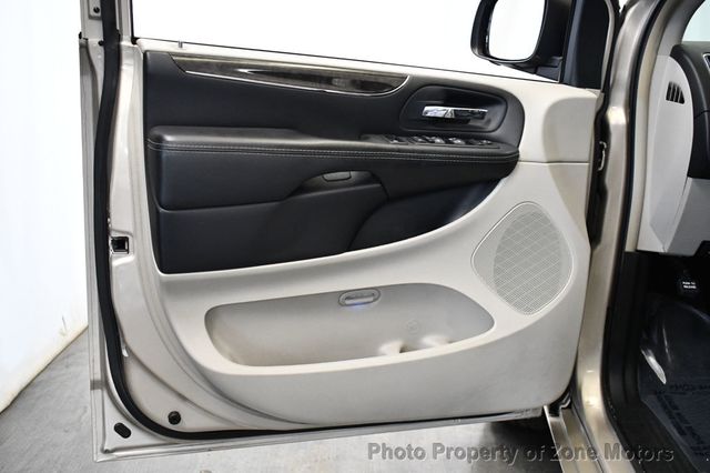2014 Chrysler Town & Country 4dr Wagon Touring - 23046900 - 6