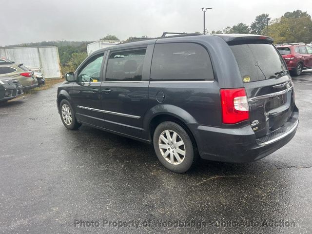 2014 Chrysler Town & Country 4dr Wagon Touring - 22924809 - 17