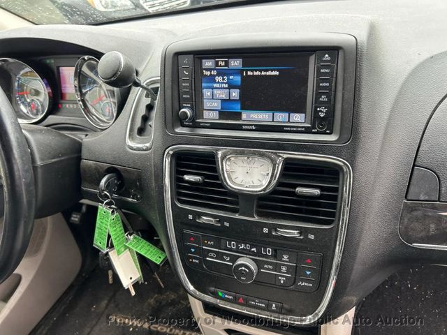 2014 Chrysler Town & Country 4dr Wagon Touring - 22924809 - 21