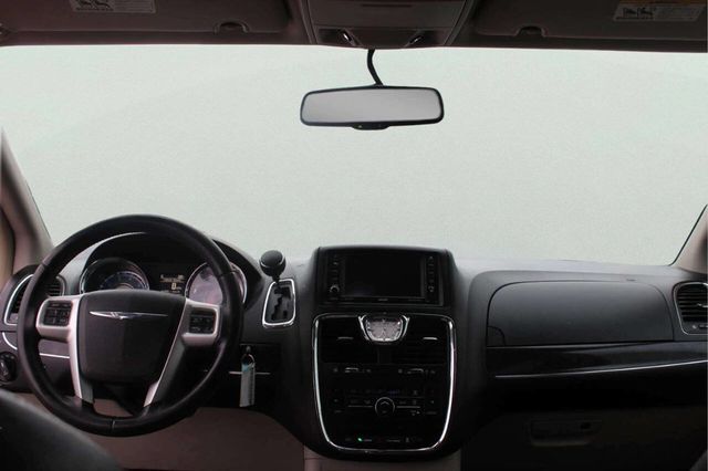 2014 Chrysler Town & Country 4dr Wagon Touring - 22980658 - 7