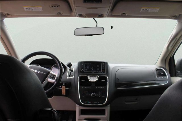 2014 Chrysler Town & Country 4dr Wagon Touring - 23030333 - 8