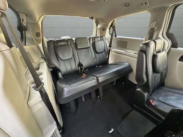 2014 Chrysler Town & Country 4dr Wagon Touring - 22934153 - 27