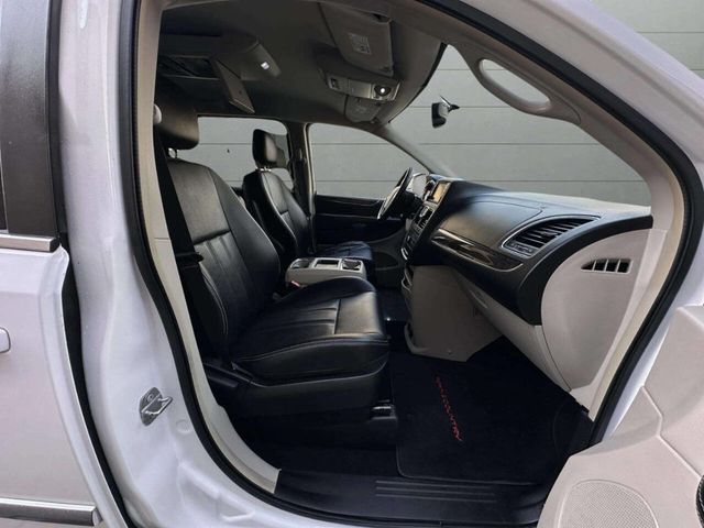 2014 Chrysler Town & Country 4dr Wagon Touring - 22934153 - 30