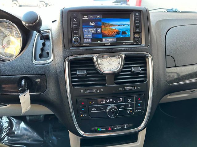 2014 Chrysler Town & Country 4dr Wagon Touring - 22934153 - 41