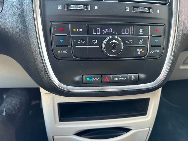 2014 Chrysler Town & Country 4dr Wagon Touring - 22934153 - 45