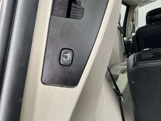 2014 Chrysler Town & Country 4dr Wagon Touring - 22968925 - 9