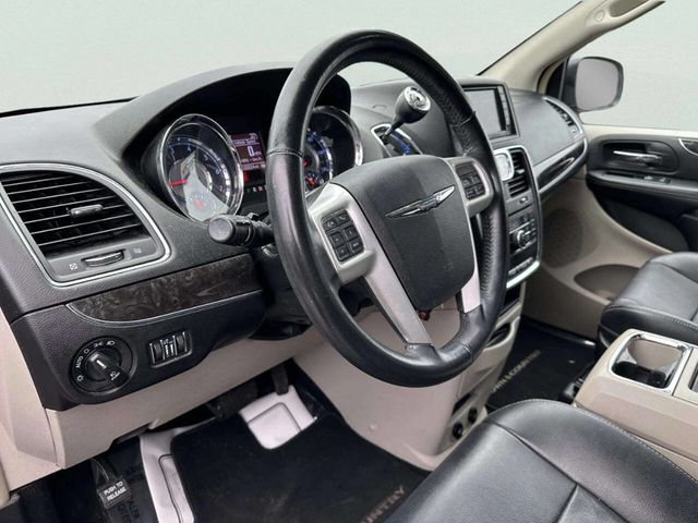 2014 Chrysler Town & Country 4dr Wagon Touring - 22968925 - 12