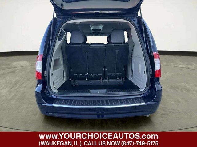 2014 Chrysler Town & Country 4dr Wagon Touring - 23053546 - 12