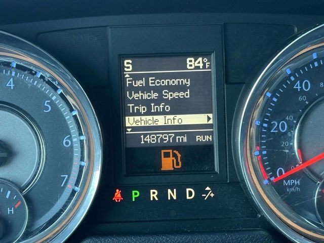 2014 Chrysler Town & Country 4dr Wagon Touring - 23053546 - 27