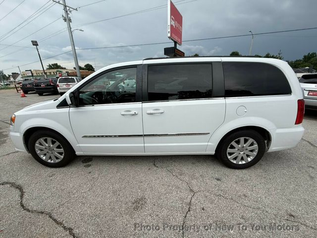 2014 Chrysler Town & Country 4dr Wagon Touring - 22884024 - 9