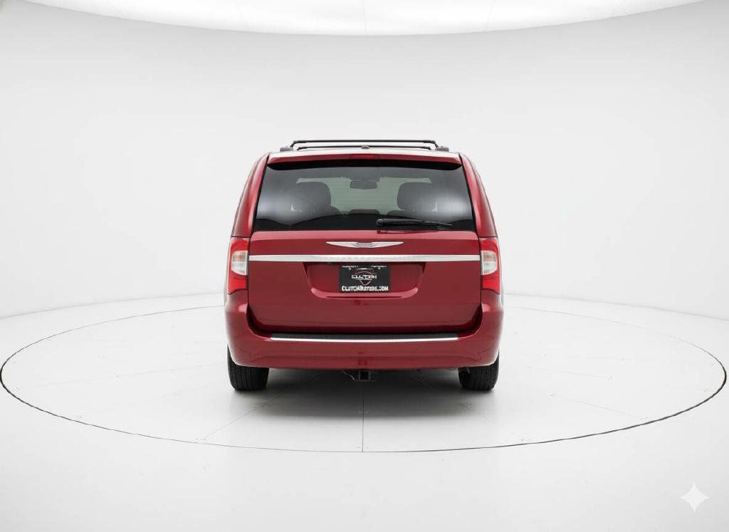 2014 Chrysler Town & Country 4dr Wagon Touring - 22939174 - 5