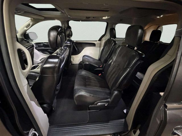 2014 Chrysler Town & Country 4dr Wagon Touring-L 30th Anniversary - 22959746 - 22