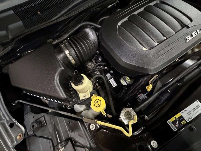 2014 Chrysler Town & Country 4dr Wagon Touring-L 30th Anniversary - 22959746 - 31