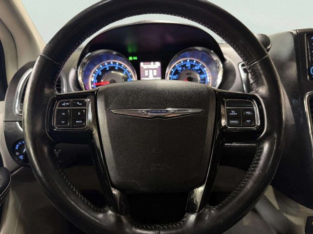 2014 Chrysler Town & Country 4dr Wagon Touring-L 30th Anniversary - 22959746 - 35