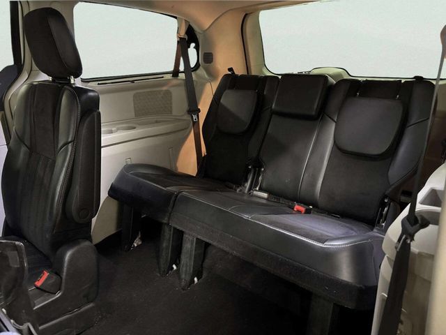2014 Chrysler Town & Country 4dr Wagon Touring-L 30th Anniversary - 23022334 - 17
