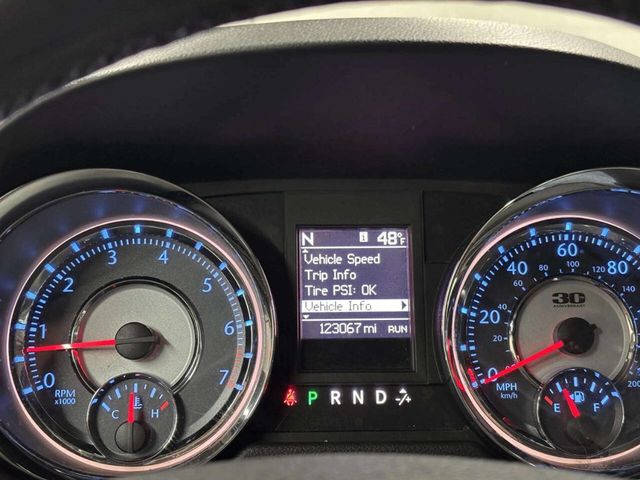 2014 Chrysler Town & Country 4dr Wagon Touring-L 30th Anniversary - 23022334 - 28