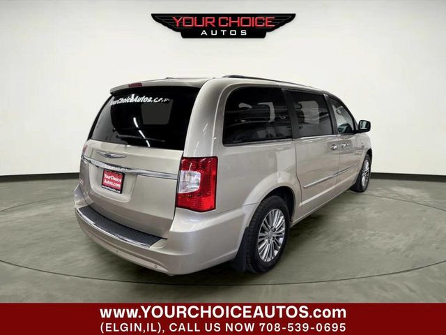 2014 Chrysler Town & Country 4dr Wagon Touring-L 30th Anniversary - 23022334 - 8