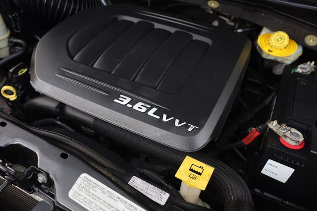 2014 Chrysler Town & Country Touring - 23034650 - 10