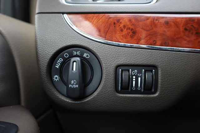 2014 Chrysler Town & Country Touring - 23034650 - 33