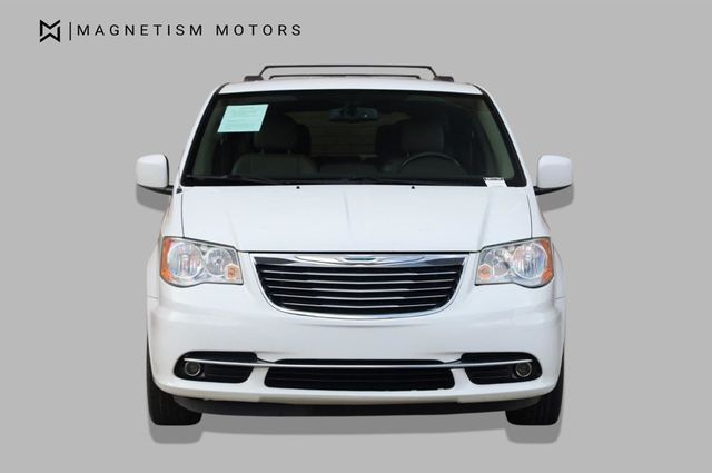 2014 Chrysler Town & Country Touring - 23034650 - 4