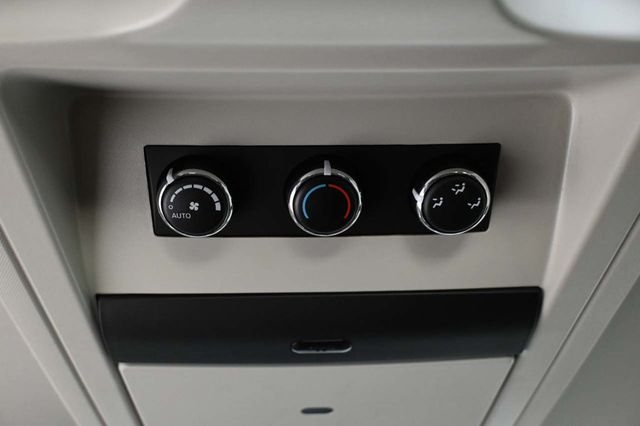 2014 Chrysler Town & Country Touring-L Handicap Mobility Van - 23087049 - 26