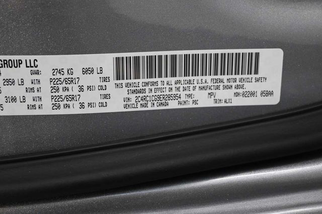 2014 Chrysler Town & Country Touring-L Handicap Mobility Van - 23087049 - 31