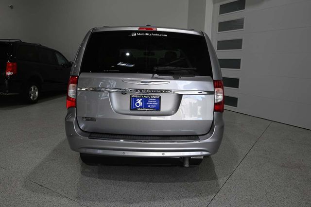 2014 Chrysler Town & Country Touring-L Handicap Mobility Van - 23087049 - 6