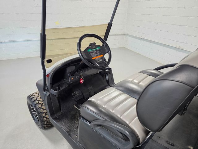 2014 CLUBCAR PRECEDENT i2 ELECTRIC w/ ERIC CHARGING SYSTEM  - 23033801 - 9