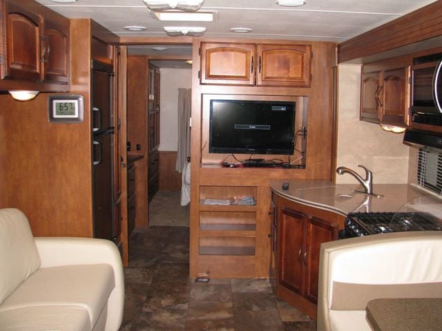2014 Coachman Mirada Coachman Mirado 29DSSE 2 Slides - 21522711 - 23
